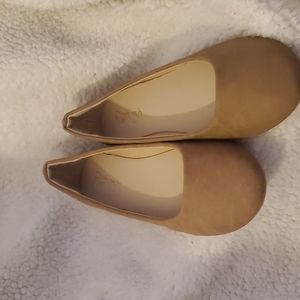 3/$35 Refresh ladies camel colored flats